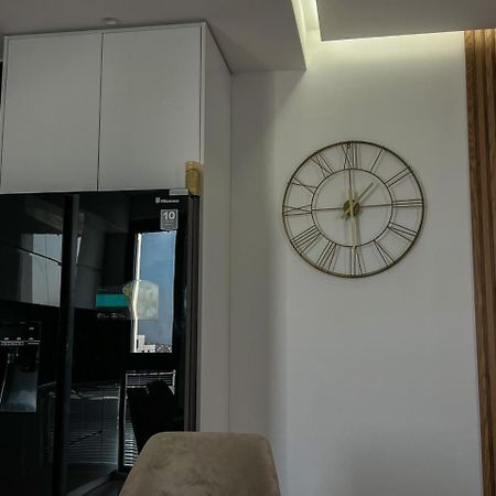 Lux Apartment At Arlis Tirana Extérieur photo