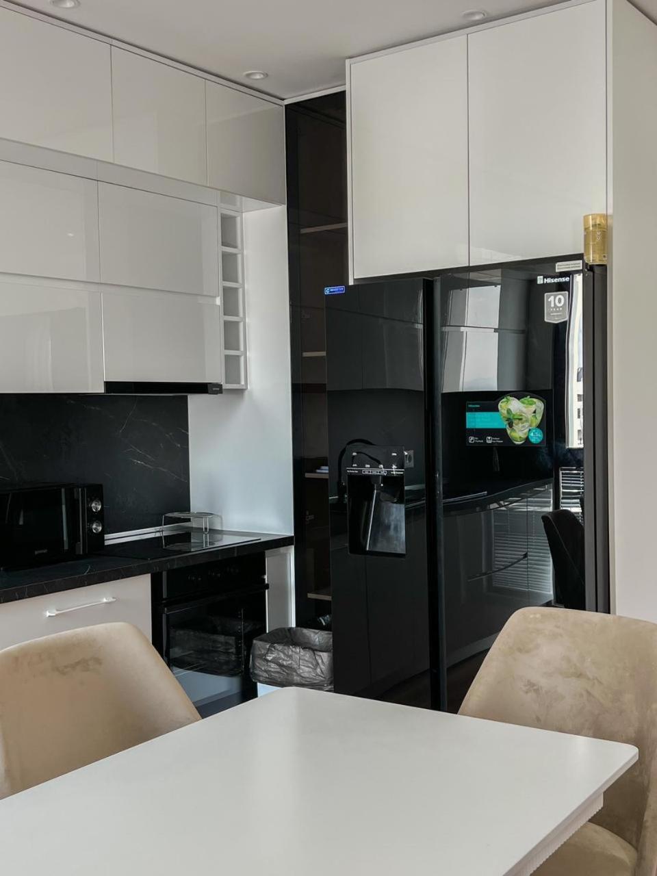 Lux Apartment At Arlis Tirana Extérieur photo