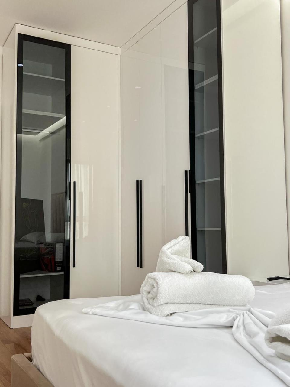 Lux Apartment At Arlis Tirana Extérieur photo