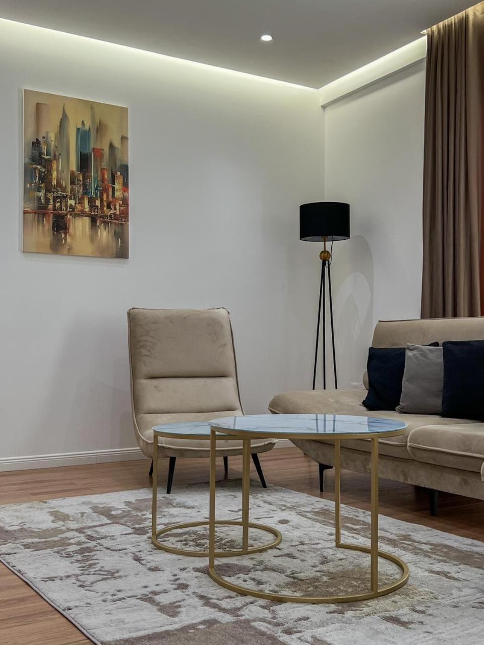 Lux Apartment At Arlis Tirana Extérieur photo