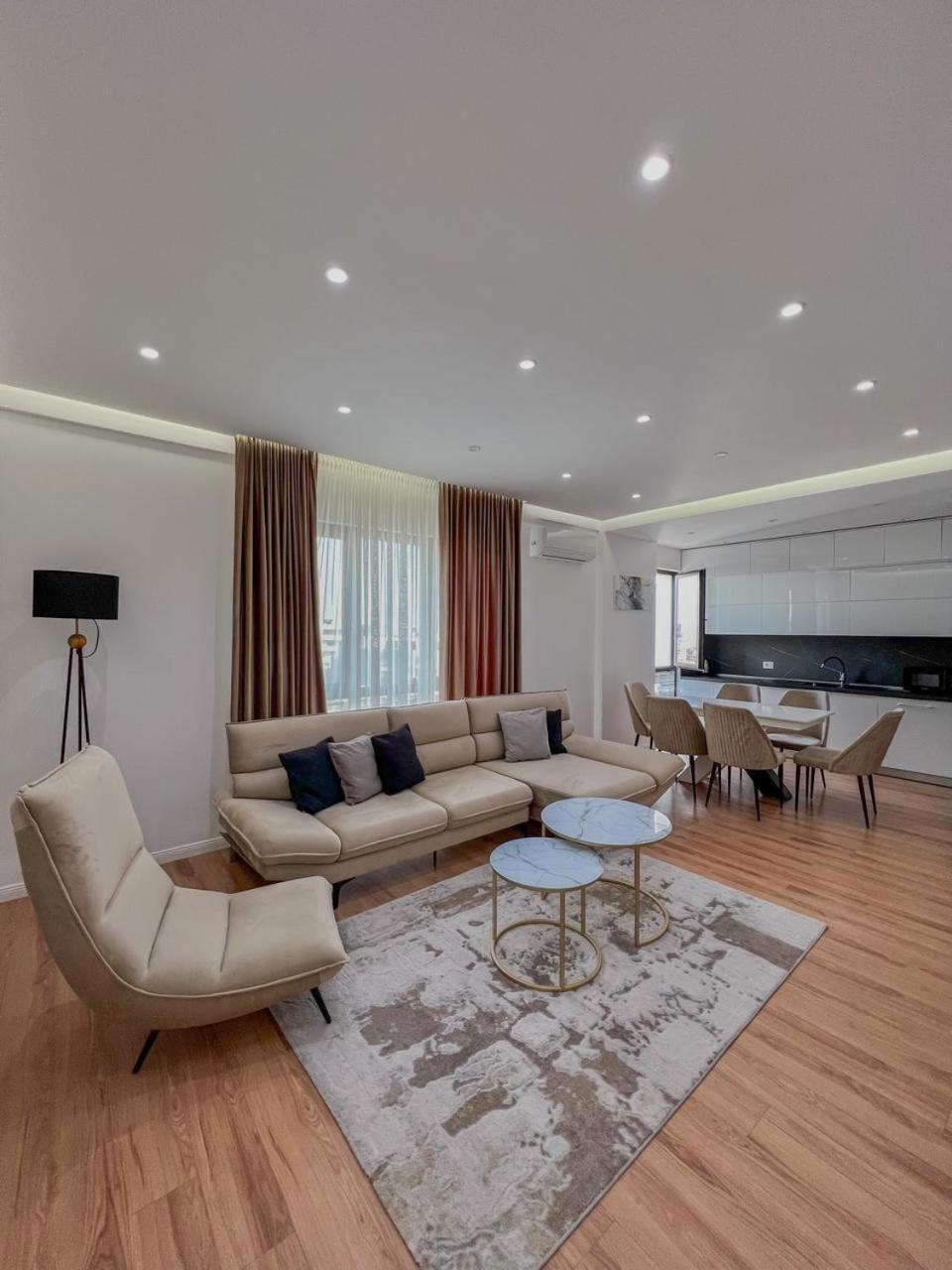 Lux Apartment At Arlis Tirana Extérieur photo